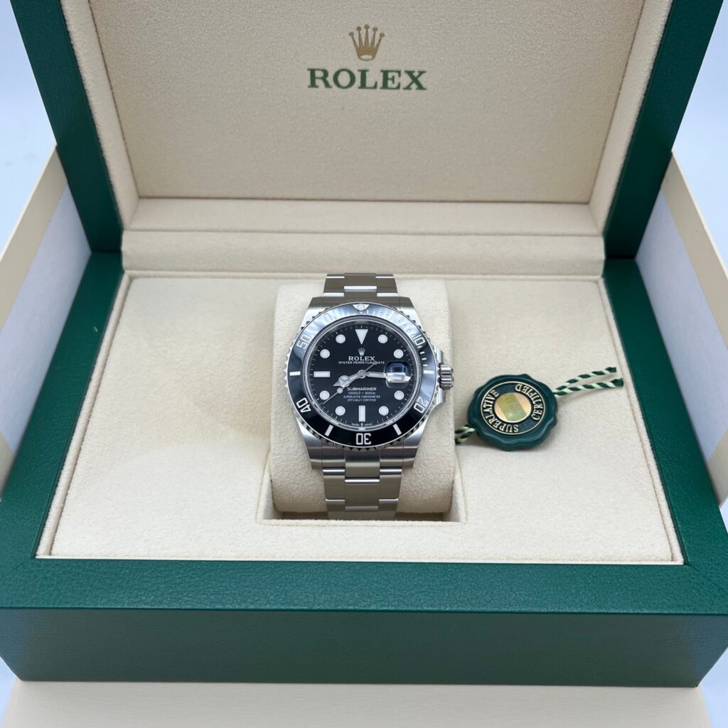 ROLEX ロレックス サブマリーナーデイト ブラック 126610LN 腕時計